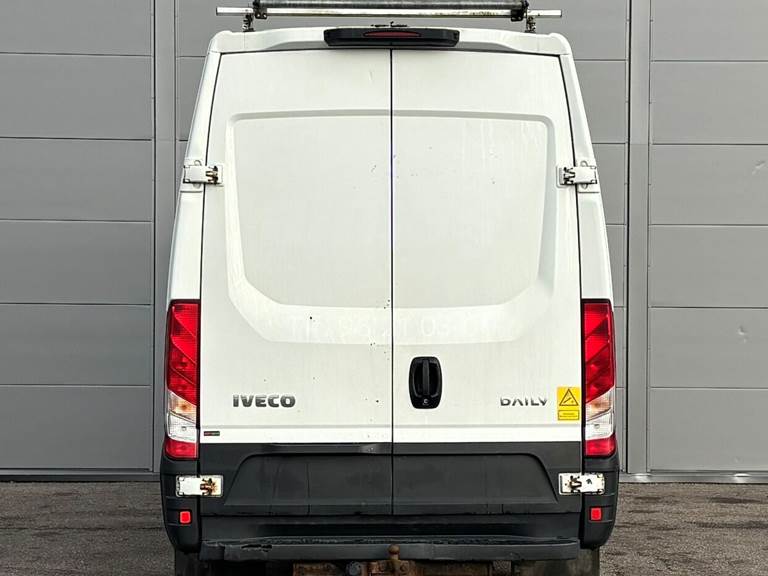 Iveco Daily 3,0 35S17 12m3 D 170HK Van 6g