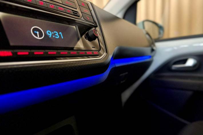 Hvid VW E-UP! fra 2021