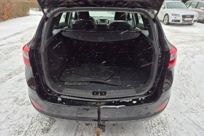 Grøn Hyundai i30 fra 2015