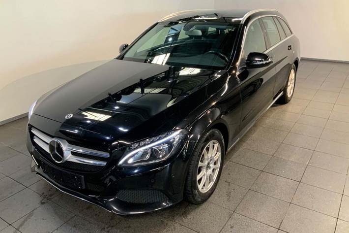 Sort Mercedes C220 d fra 2018