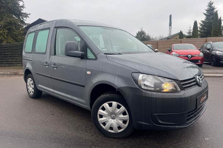 undefined VW Caddy fra 2011 set udefra