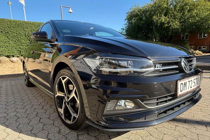 Sort VW Polo fra 2021