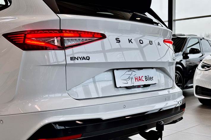 Hvid Skoda Enyaq fra 2026