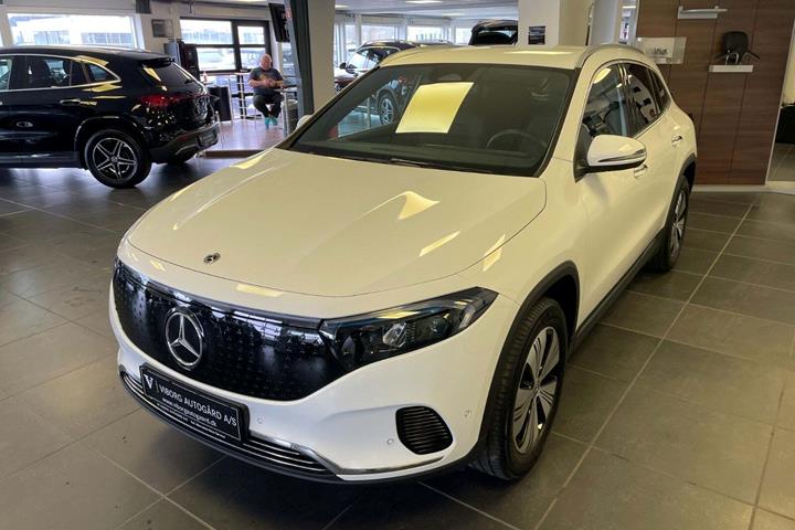 Hvid Mercedes EQA350 fra 2025