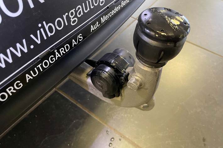 Hvid Mercedes EQA350 fra 2025