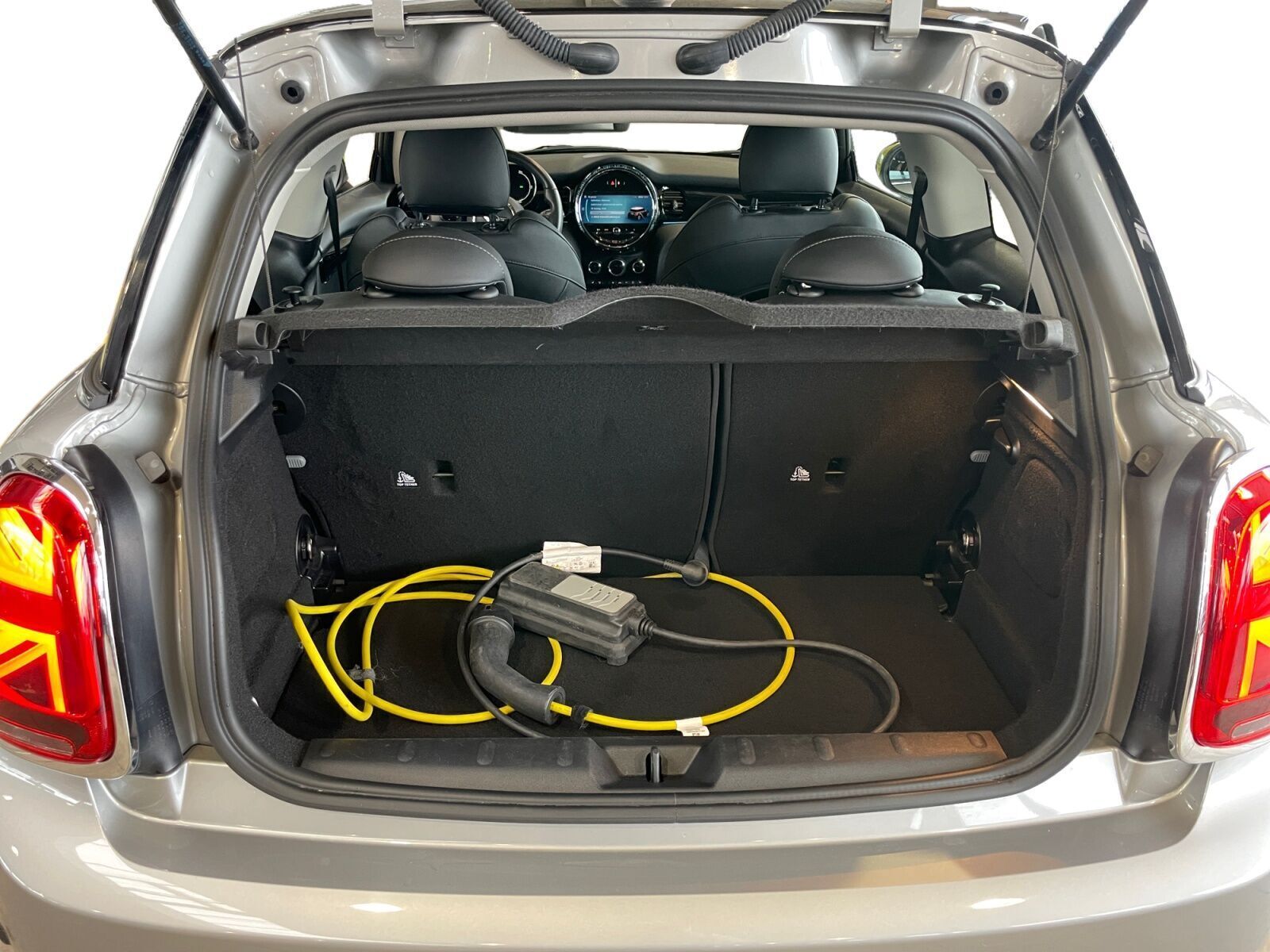 Grå Mini Cooper SE fra 2022