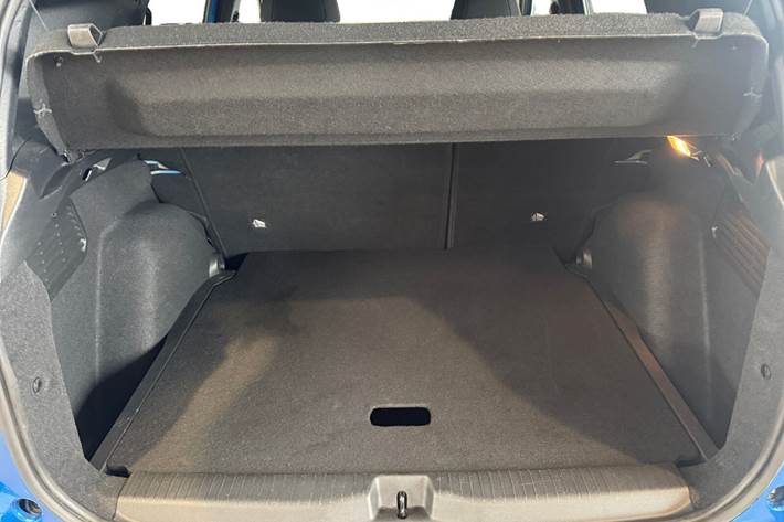 Blå Opel Frontera fra 2025