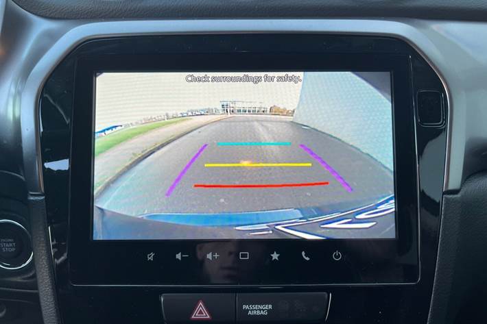 Blå Suzuki Vitara fra 2025