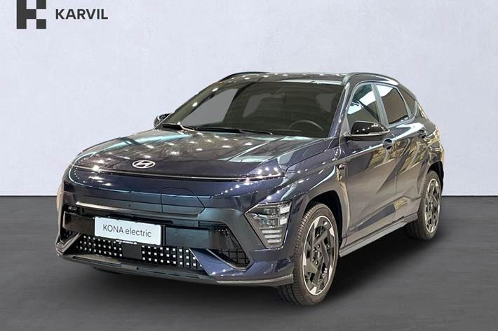 Blå Hyundai Kona fra 2025 set udefra