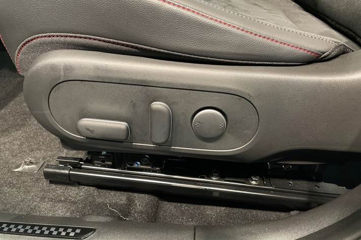 Blå Hyundai Kona fra 2025