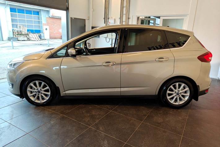 Orange Ford C-MAX fra 2017