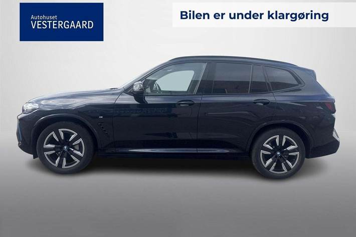 Sort BMW iX3 fra 2022
