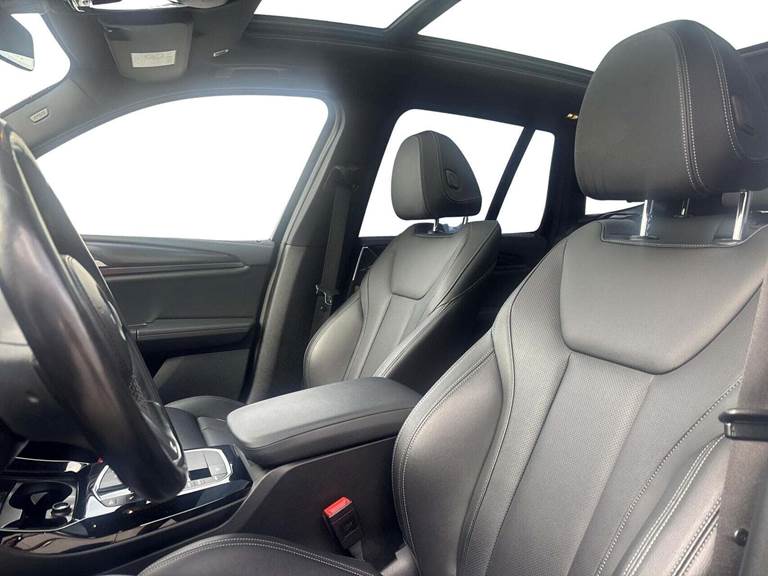 BMW iX3 Charged M-Sport