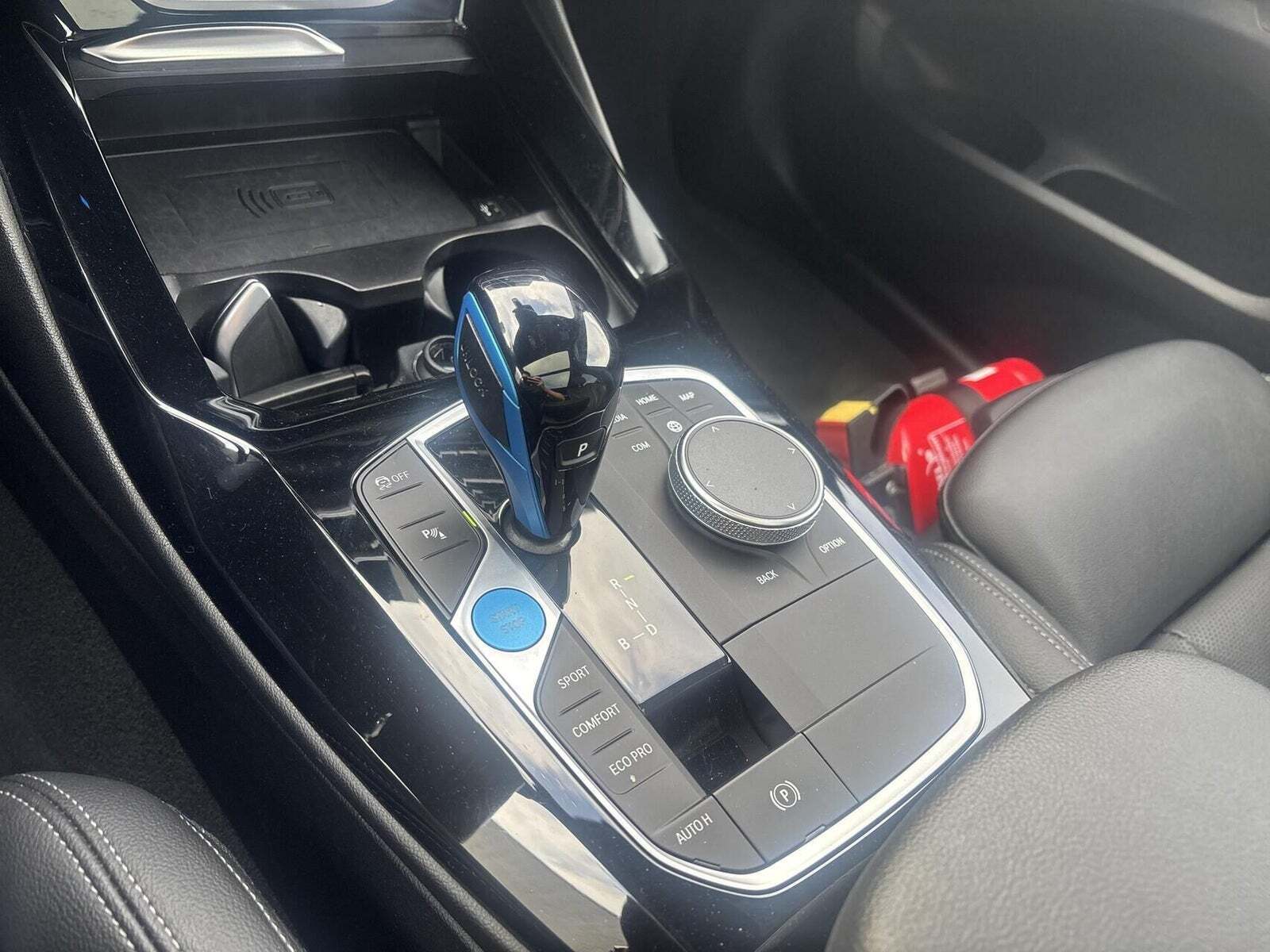 Sort BMW iX3 fra 2022