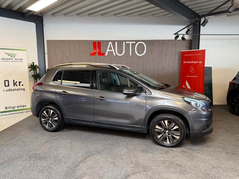Peugeot 2008 1,2 e-THP 110 Allure Sky