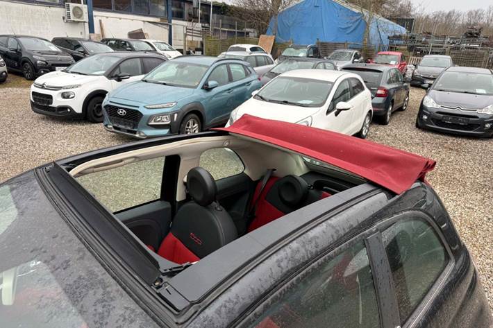 Sort Fiat 500C fra 2014