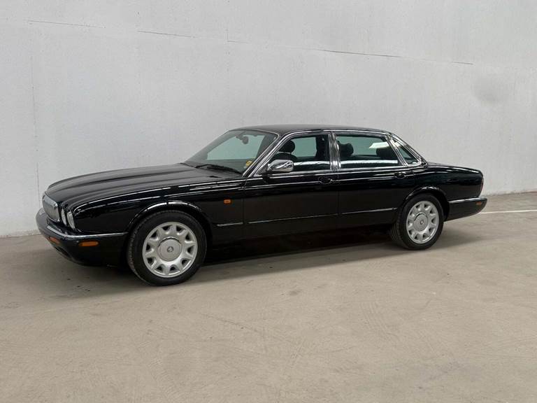 Jaguar XJ8 4,0 Sovereign aut.