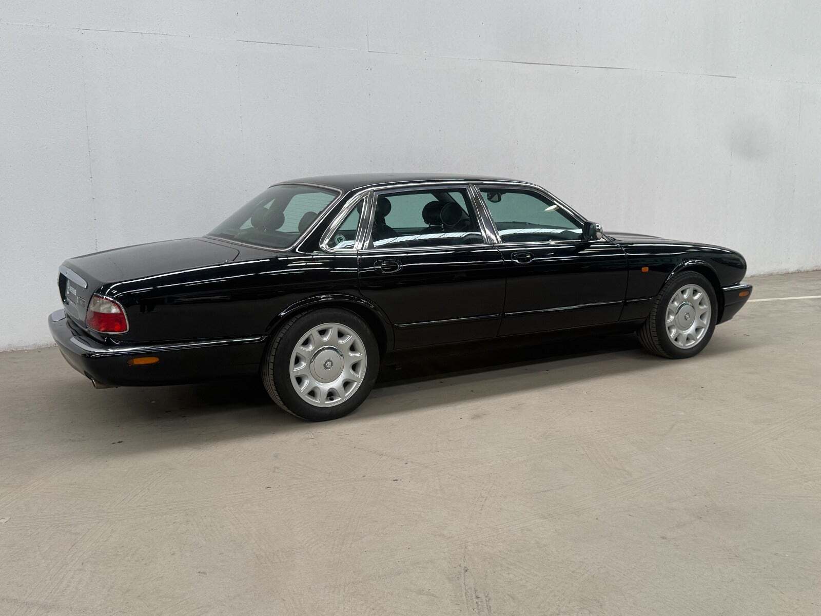 Jaguar XJ8 4,0 Sovereign aut.