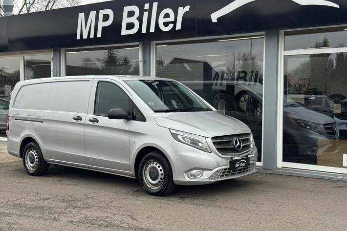 Sølv Mercedes Vito 114 fra 2018