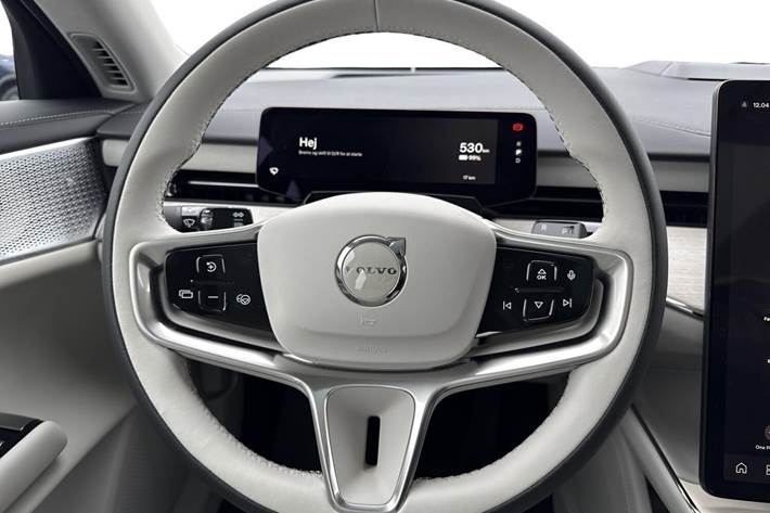 Sølv Volvo ES90 fra 2026