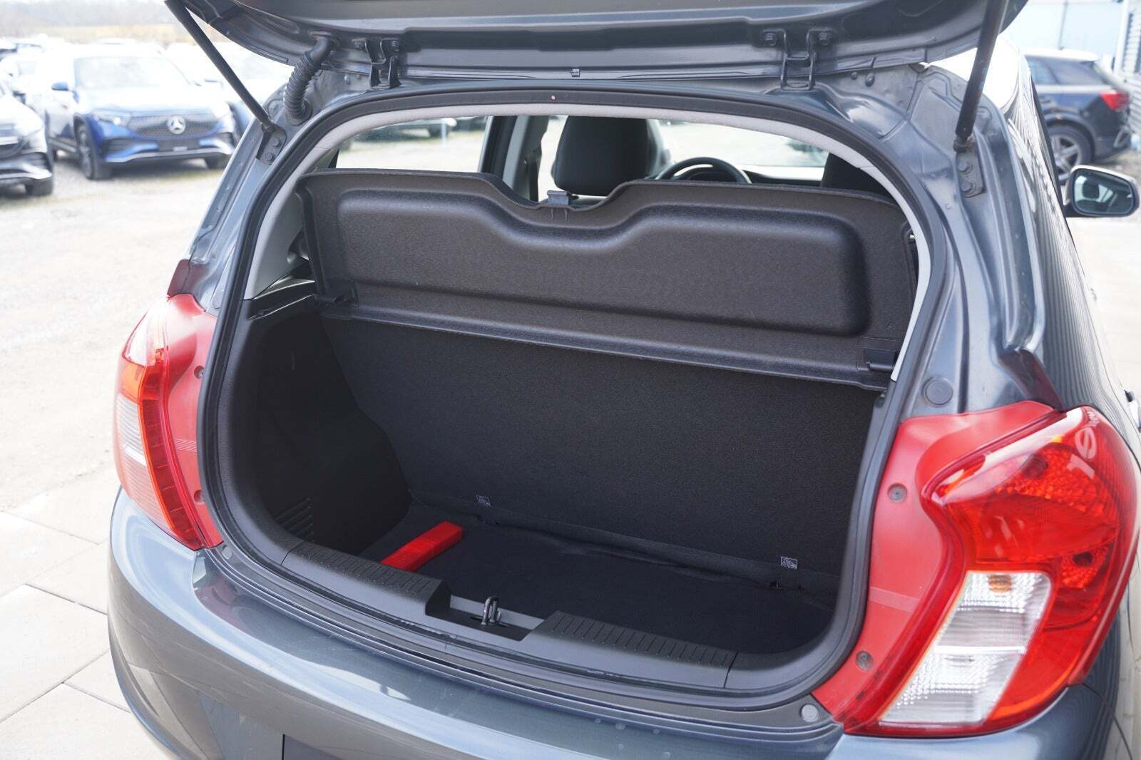 Sort Opel Karl fra 2017