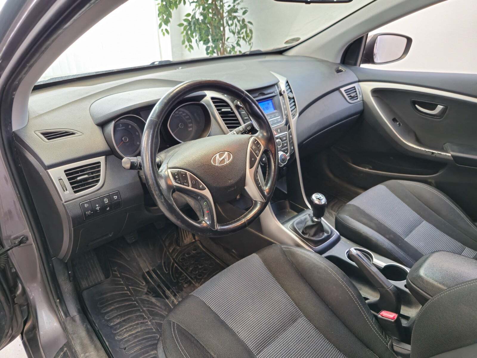 Hyundai i30 1,6 CRDi 110 XTR Eco