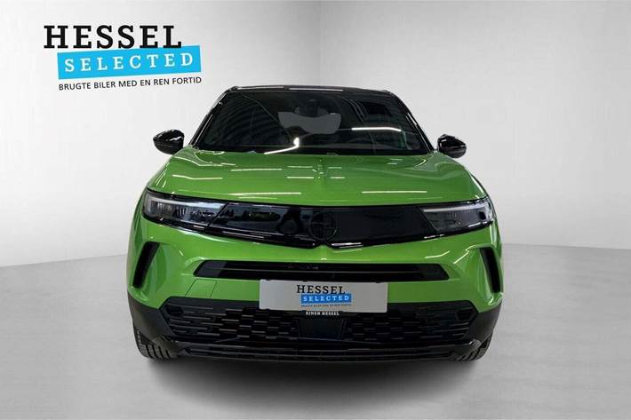 Grøn Opel Mokka-e fra 2023