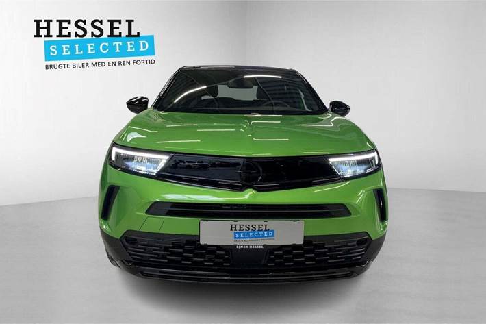 Grøn Opel Mokka-e fra 2023