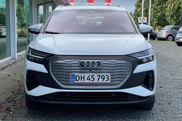 Hvid Audi Q4 e-tron fra 2022