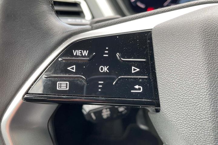Hvid Audi Q4 e-tron fra 2022
