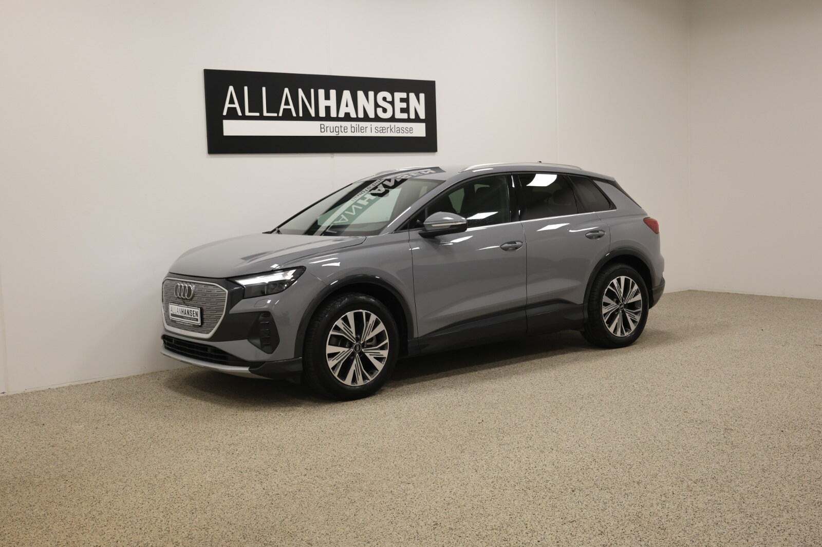Grå Audi Q4 e-tron fra 2022