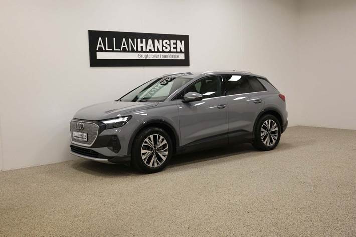 Grå Audi Q4 e-tron fra 2022