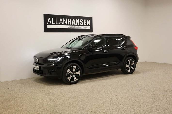 Sort Volvo XC40 fra 2023