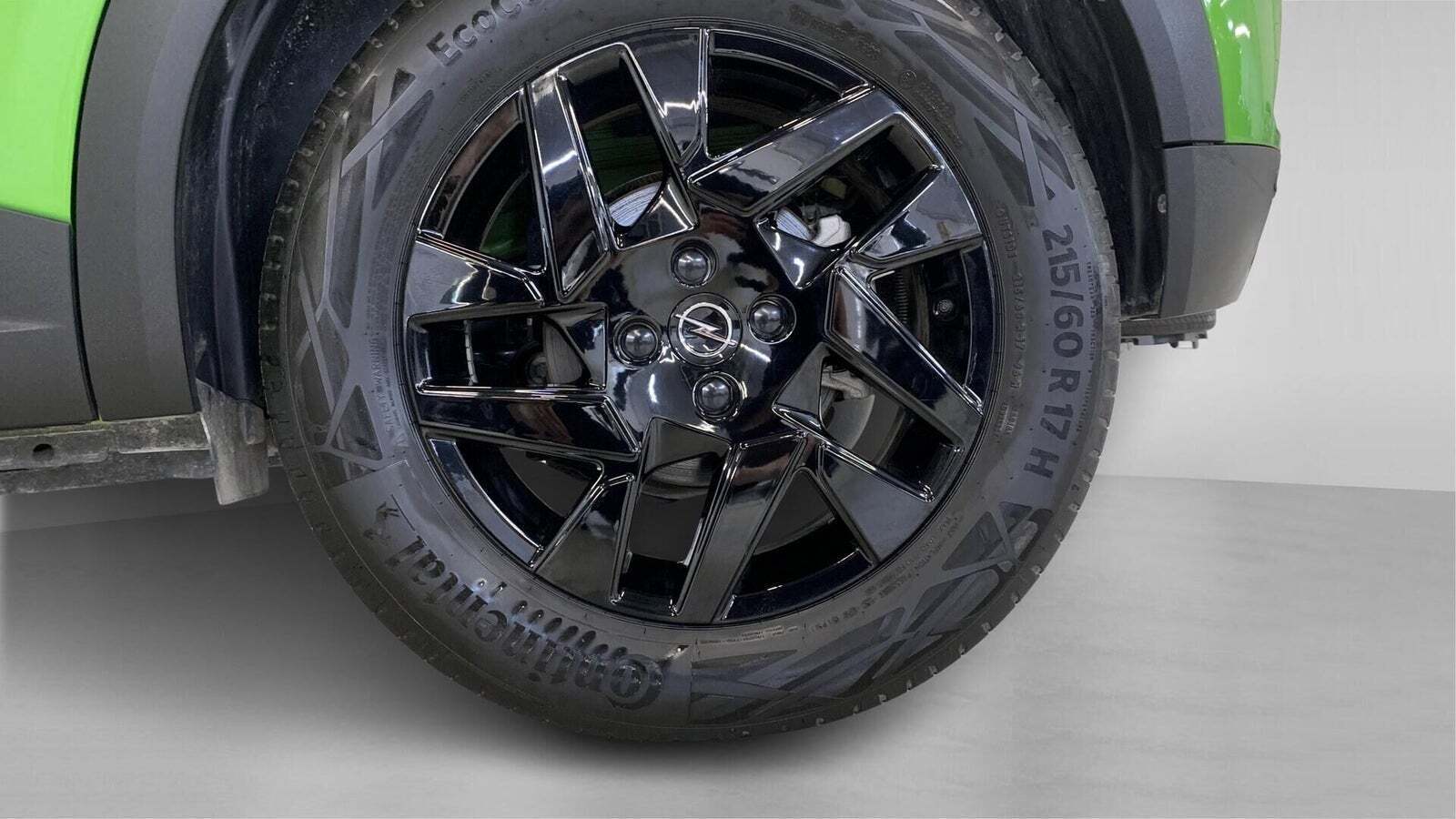 Grøn Opel Mokka-e fra 2023