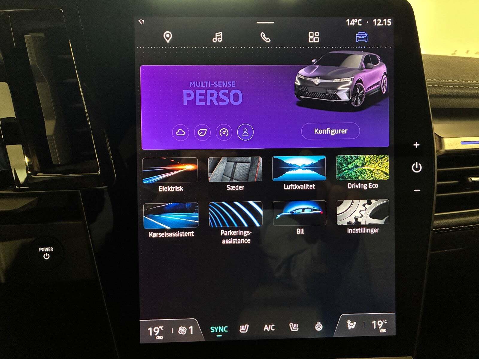 Grå Renault Megane E-Tech fra 2022