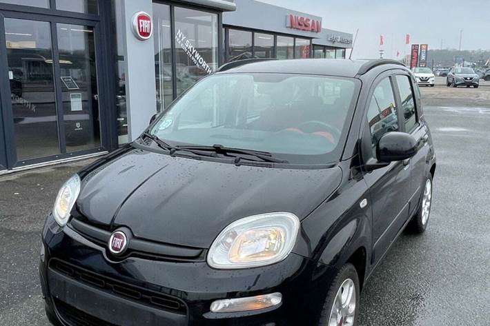 Sort Fiat Panda fra 2016