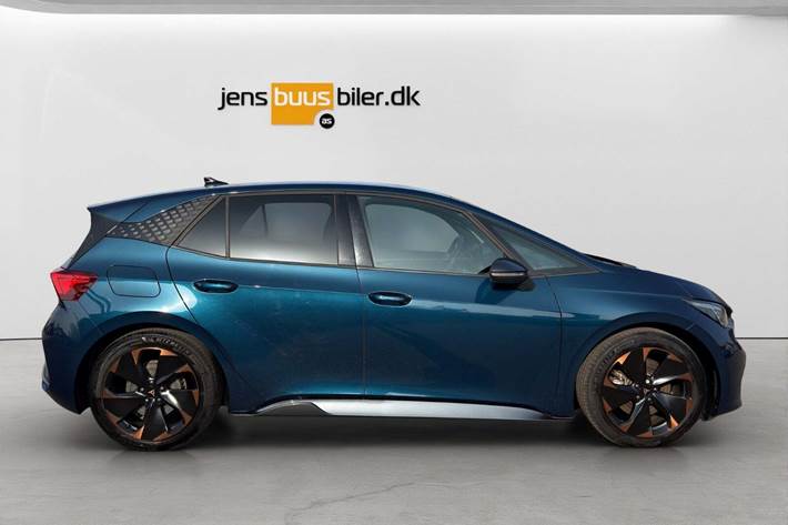 Blå Cupra Born fra 2022