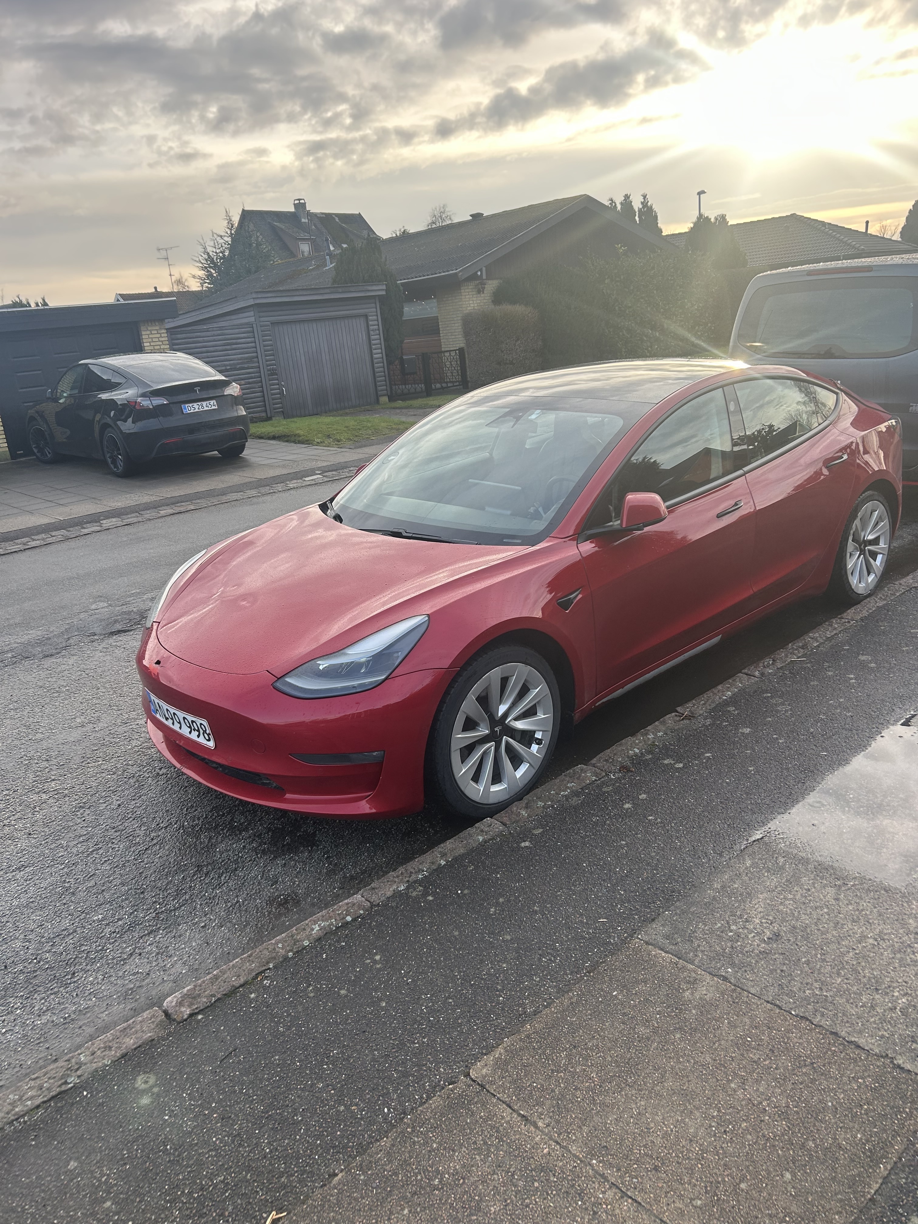 Tesla Model 3 E3CD