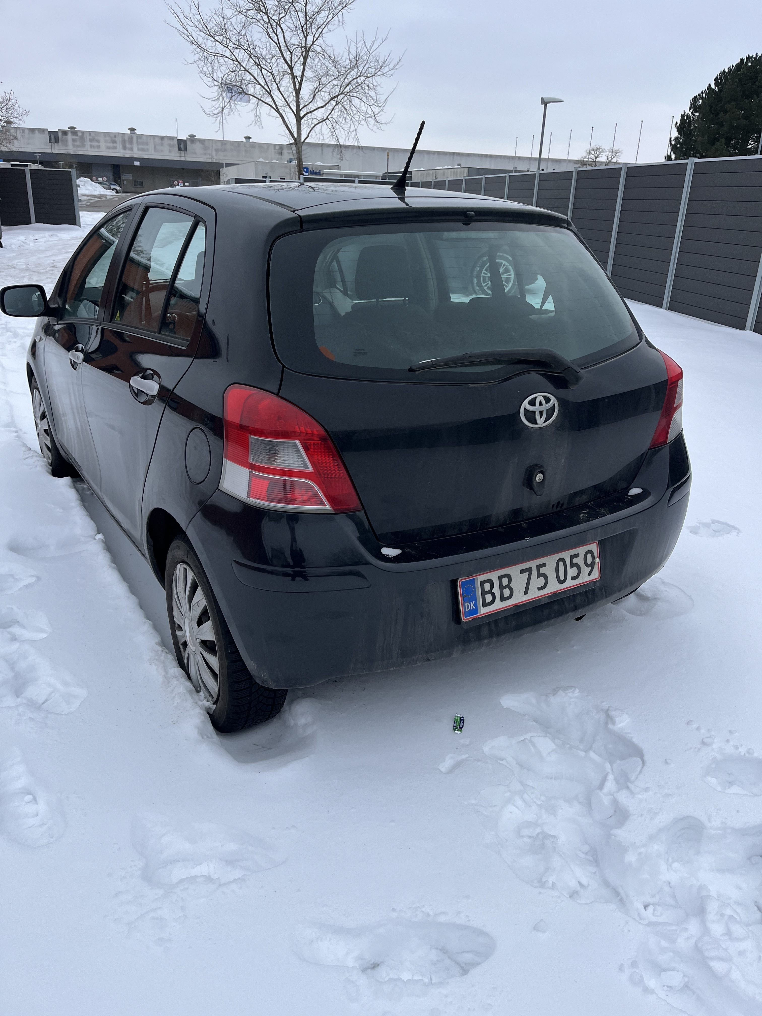 undefined Toyota Yaris fra 2011