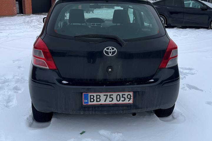 undefined Toyota Yaris fra 2011