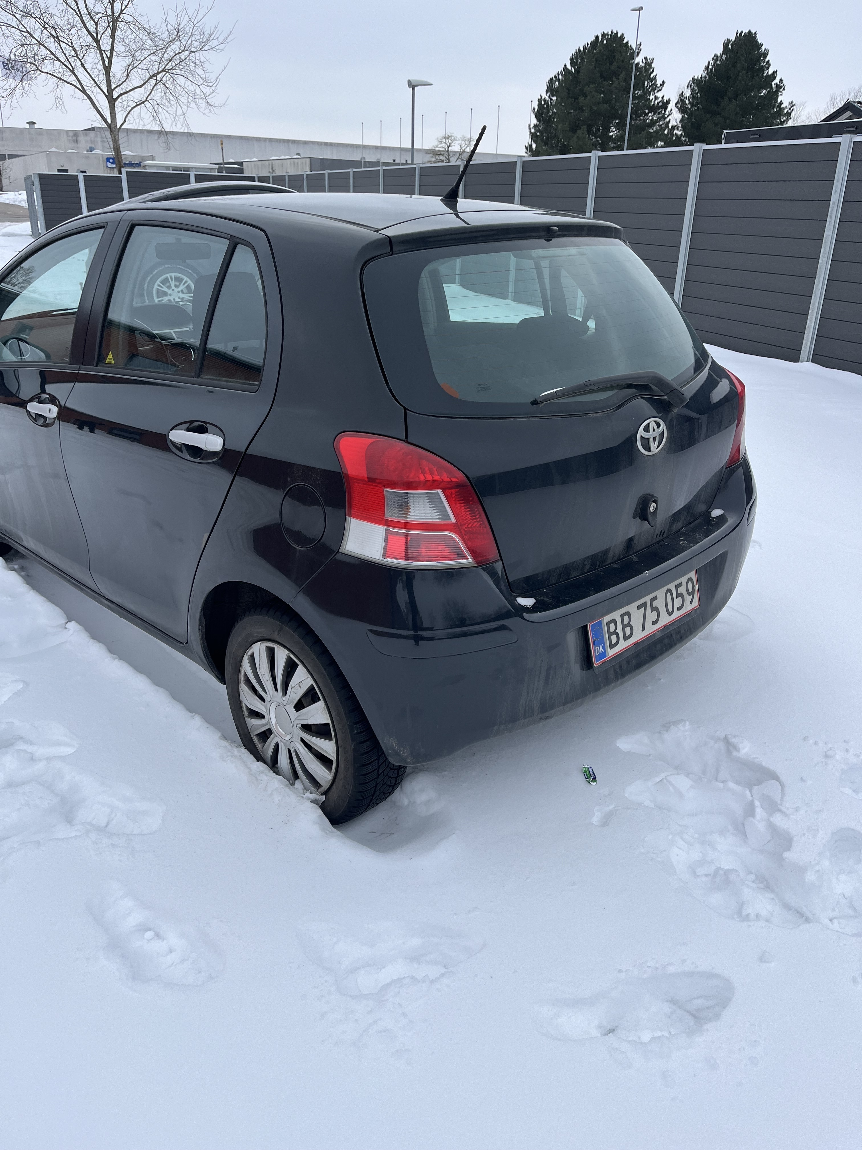 undefined Toyota Yaris fra 2011
