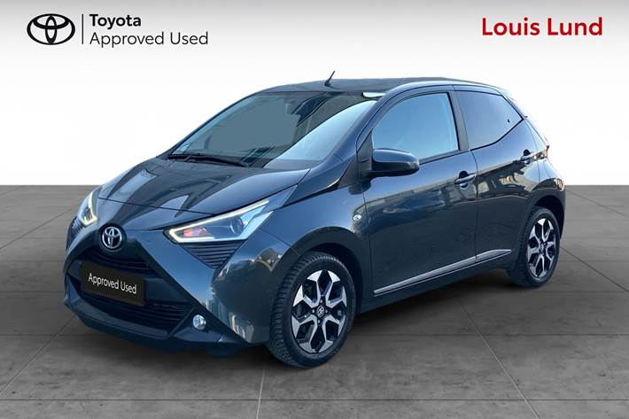 Grå Toyota Aygo fra 2021