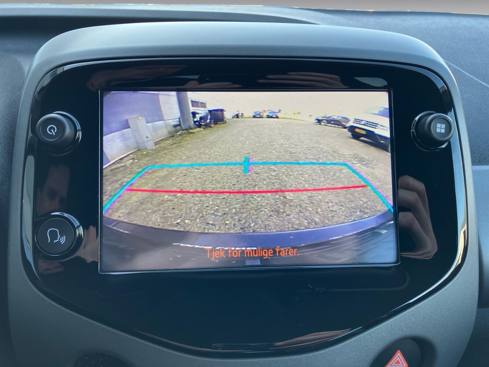 Grå Toyota Aygo fra 2021