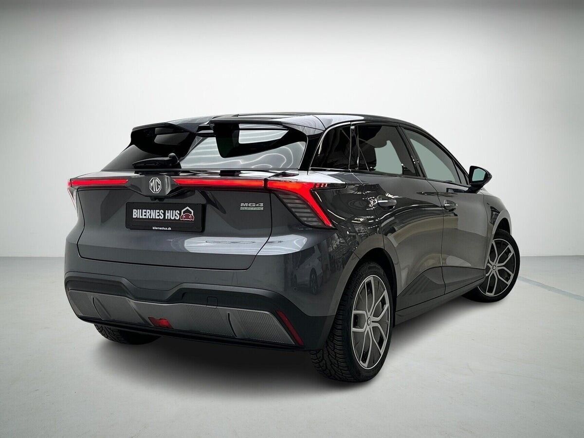 MG MG4 Electric EL Luxury 204HK 5d Aut.