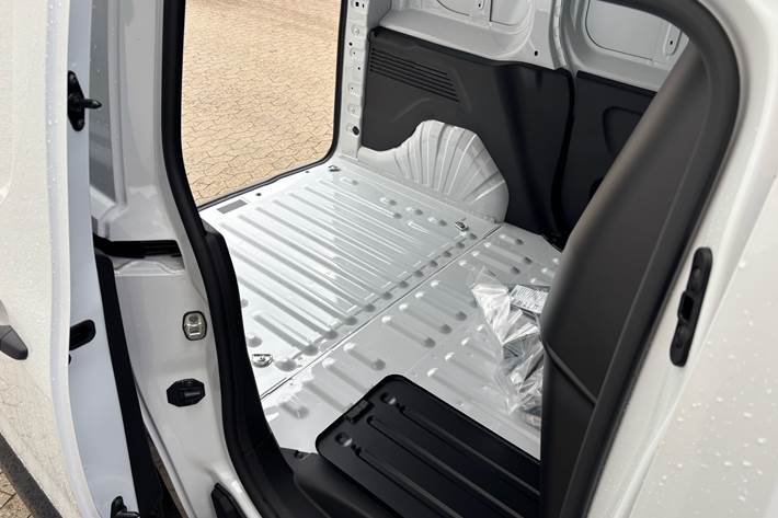 Hvid Fiat Doblò fra 2026