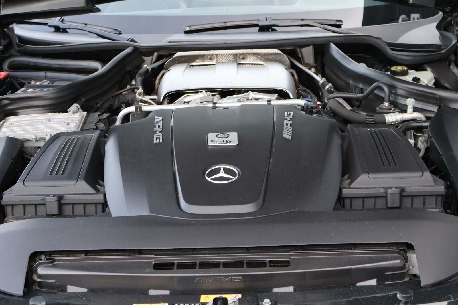 Sort Mercedes AMG GT C fra 2017 set udefra