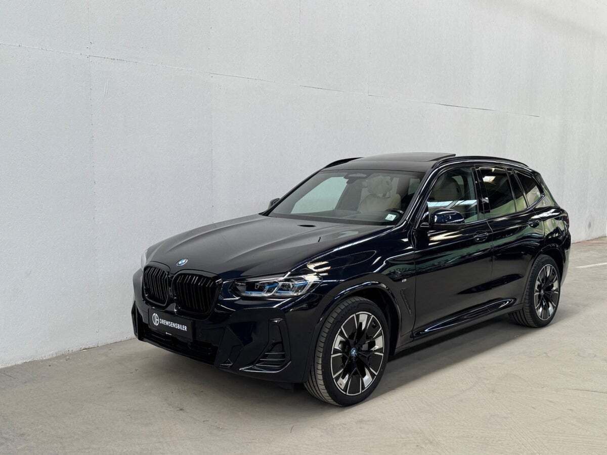 BMW iX3 Charged Plus M-Sport