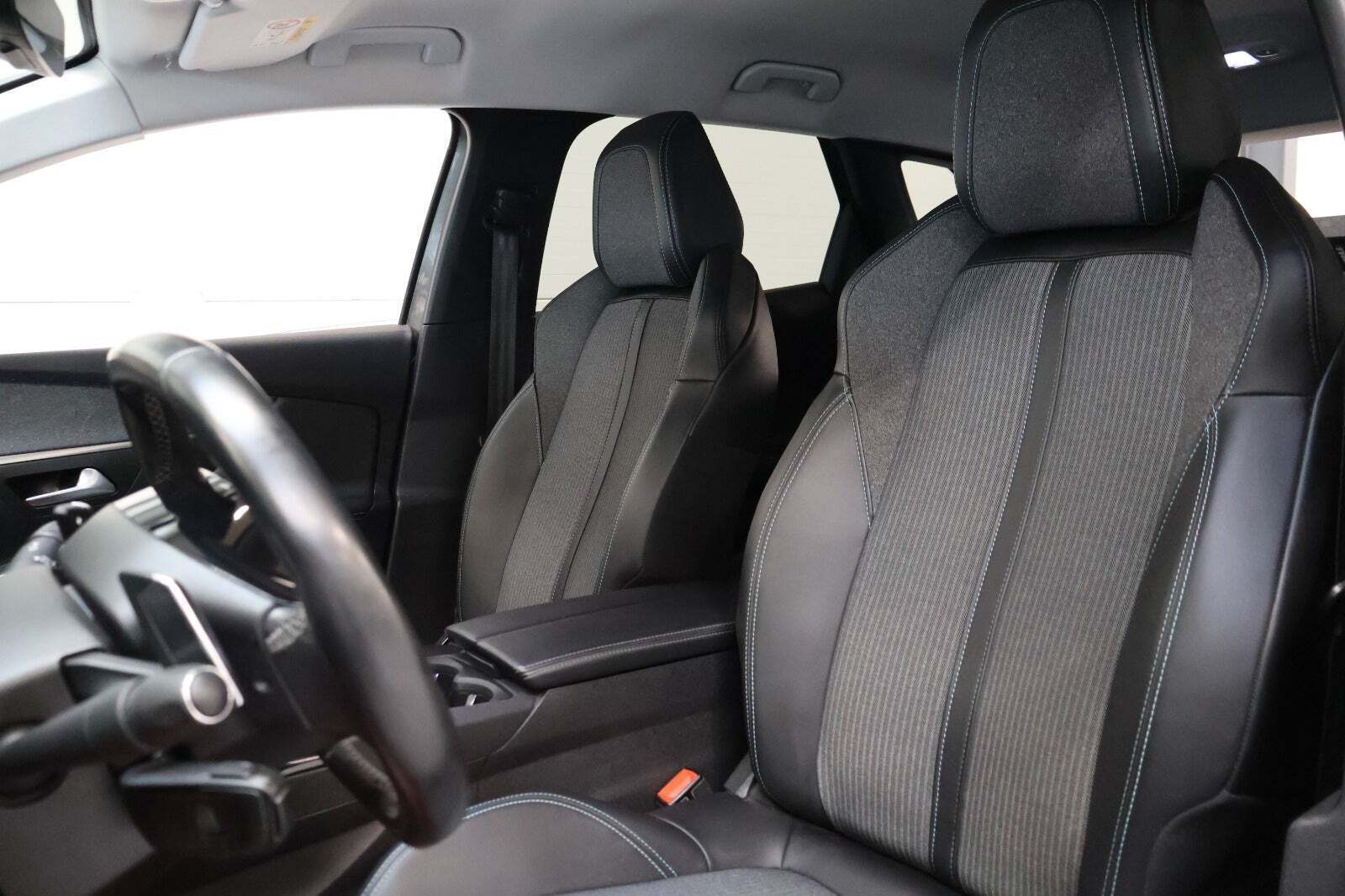 Peugeot 3008 1,6 Hybrid Allure Pack EAT8