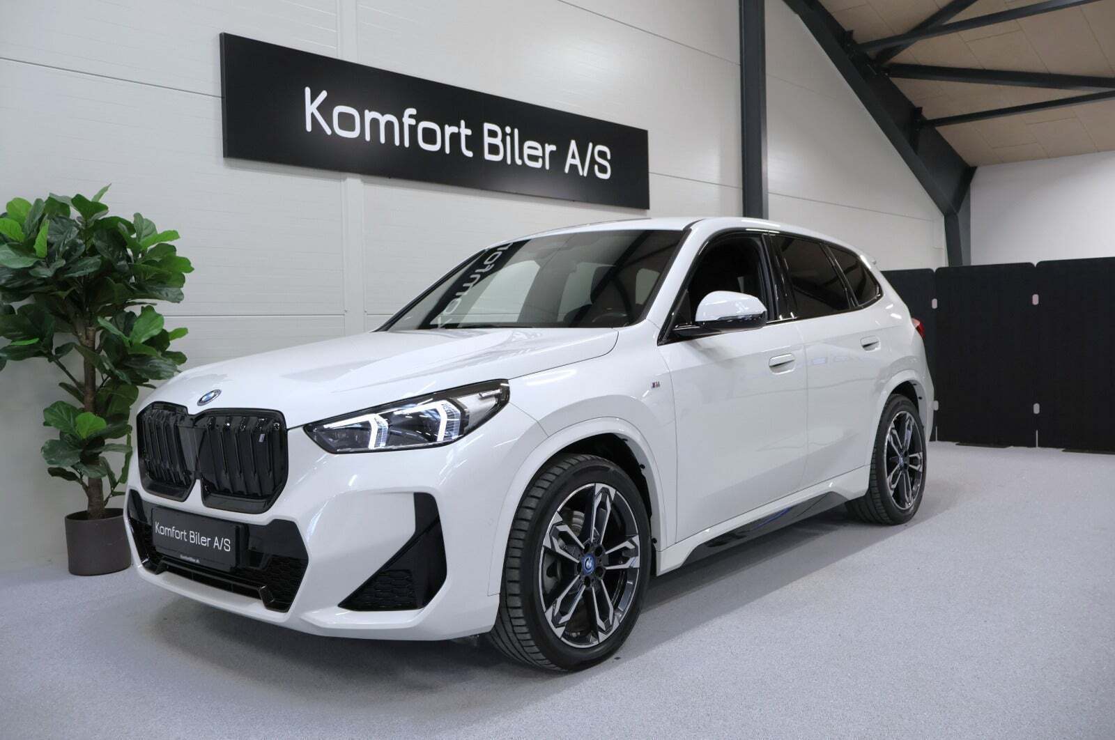 BMW iX1 xDrive30 M-Sport