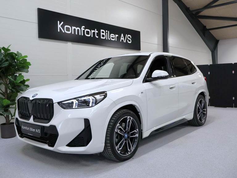 BMW iX1 xDrive30 M-Sport